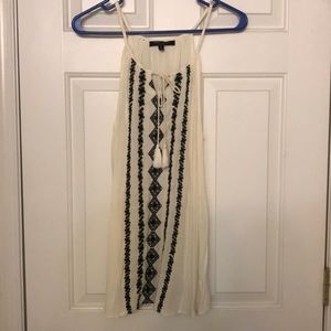 Long off-white tank top